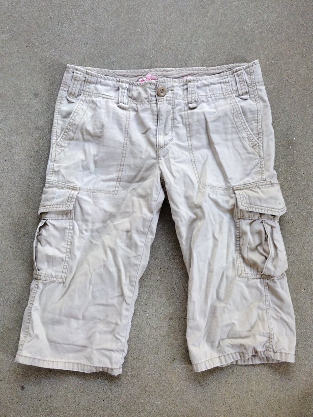 American Eagle Khaki Cargo Shorts, Cotton Burmuda Shorts, Size 8